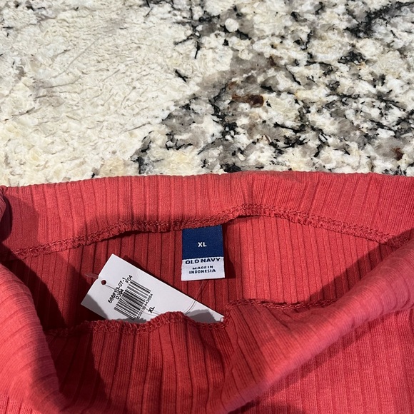 Red Ribbed Top - Picture 3 of 3